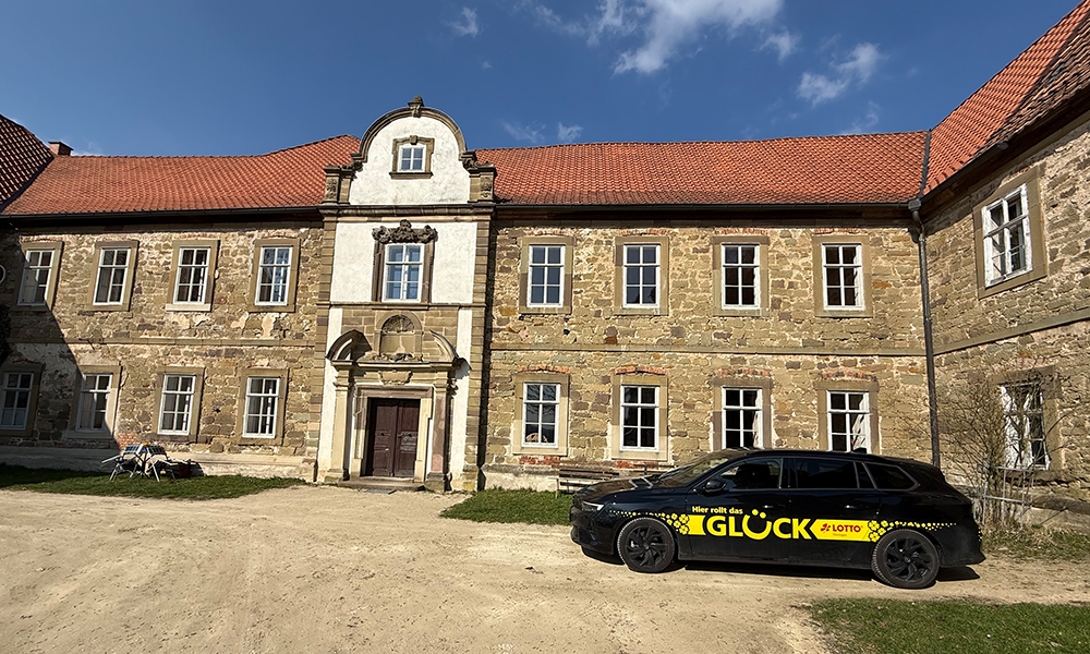 Das sanierungsbedürftige Schloss Bedheim wird mit 25.000 Euro durch die DEutsche Stiftung Denkmalschutz unterstützt